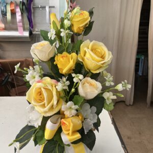 Art. CUBO IN VETRO CON FIORI FINTI